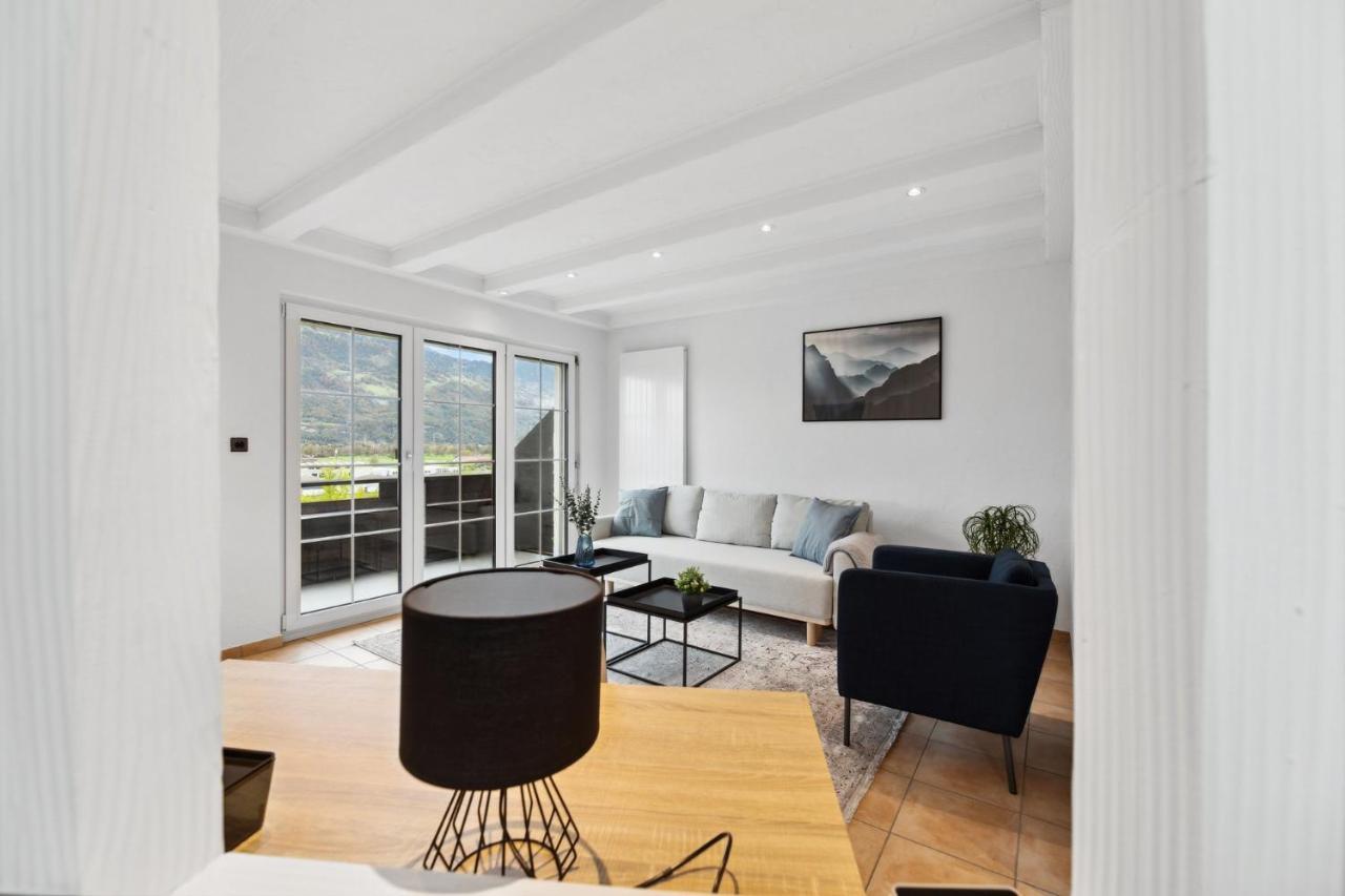 Sonniges Apartment Mit Traumhaftem Bergblick Buchs  Exterior foto