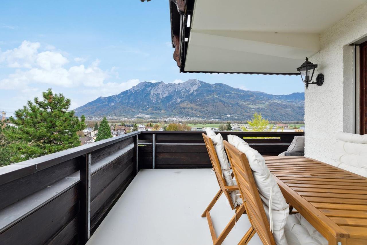 Sonniges Apartment Mit Traumhaftem Bergblick Buchs  Exterior foto