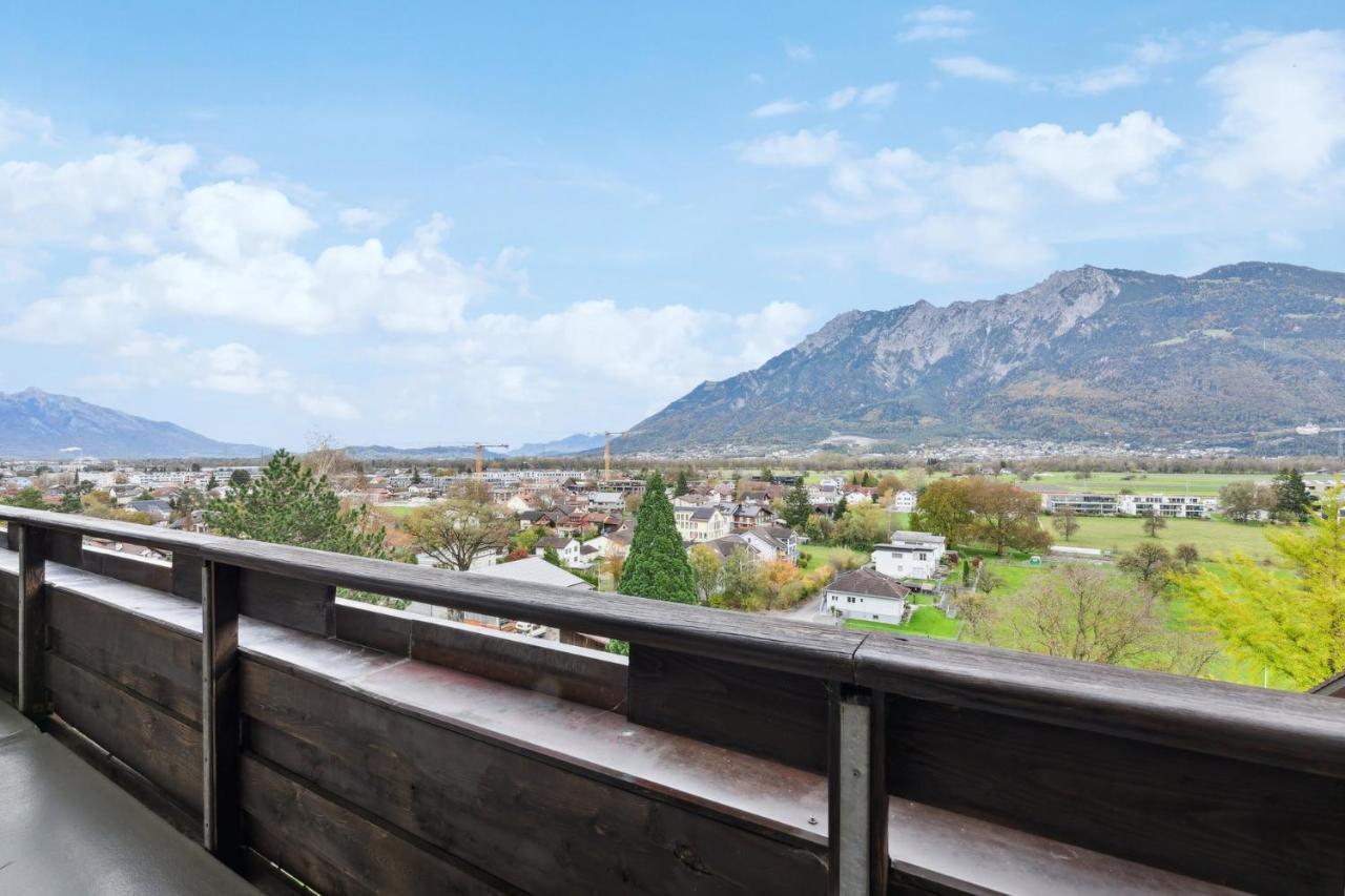 Sonniges Apartment Mit Traumhaftem Bergblick Buchs  Exterior foto